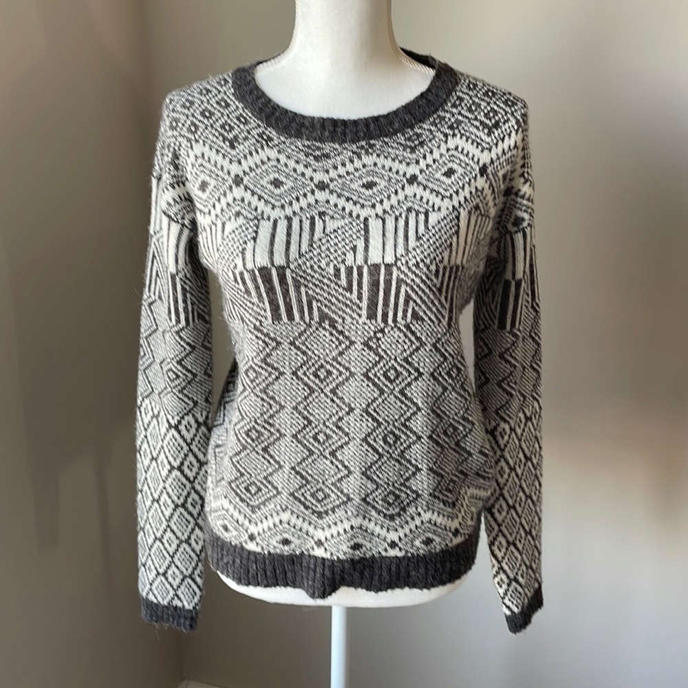 Suzy Shier sweater